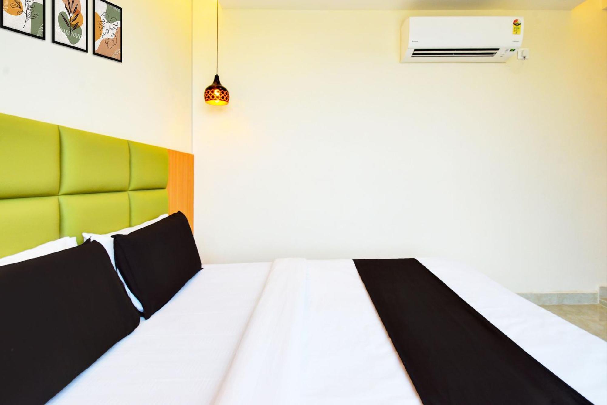 Hotel O Svs Suites Luxury Rooms Trimulgherry Kültér fotó