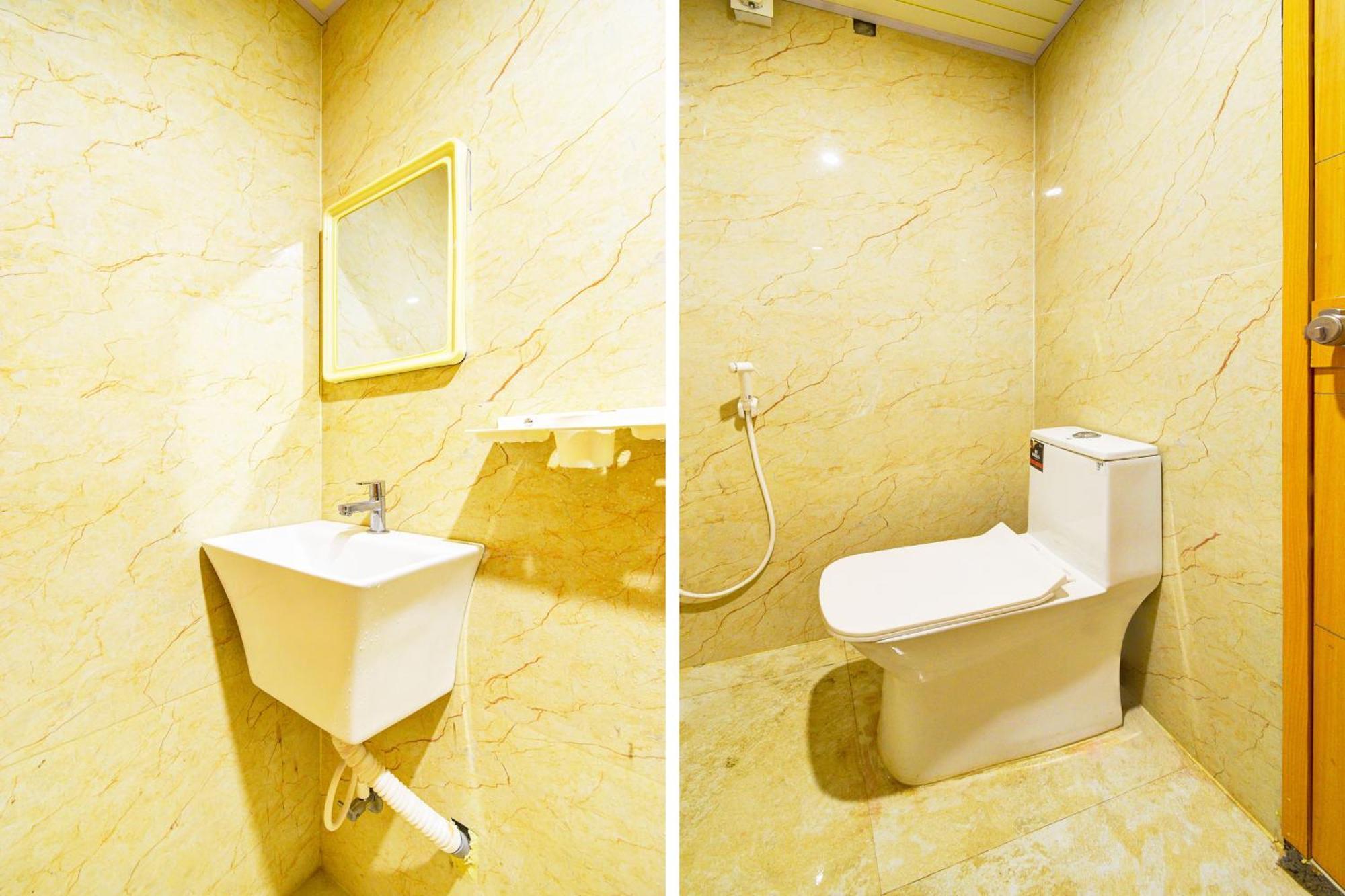 Hotel O Svs Suites Luxury Rooms Trimulgherry Kültér fotó